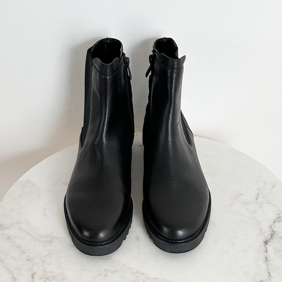 New Franco Sarto Carian Leather Chelsea Bootie Size 9.5 - Picture 6 of 10